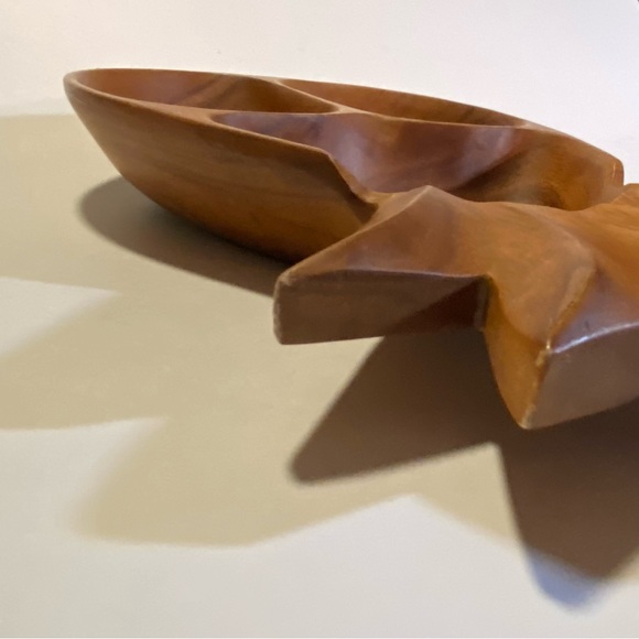 Wooden pineapple 3 section bowl, with minor defects, see pics. 12”x6 1/2” cute! - Picture 4 of 7